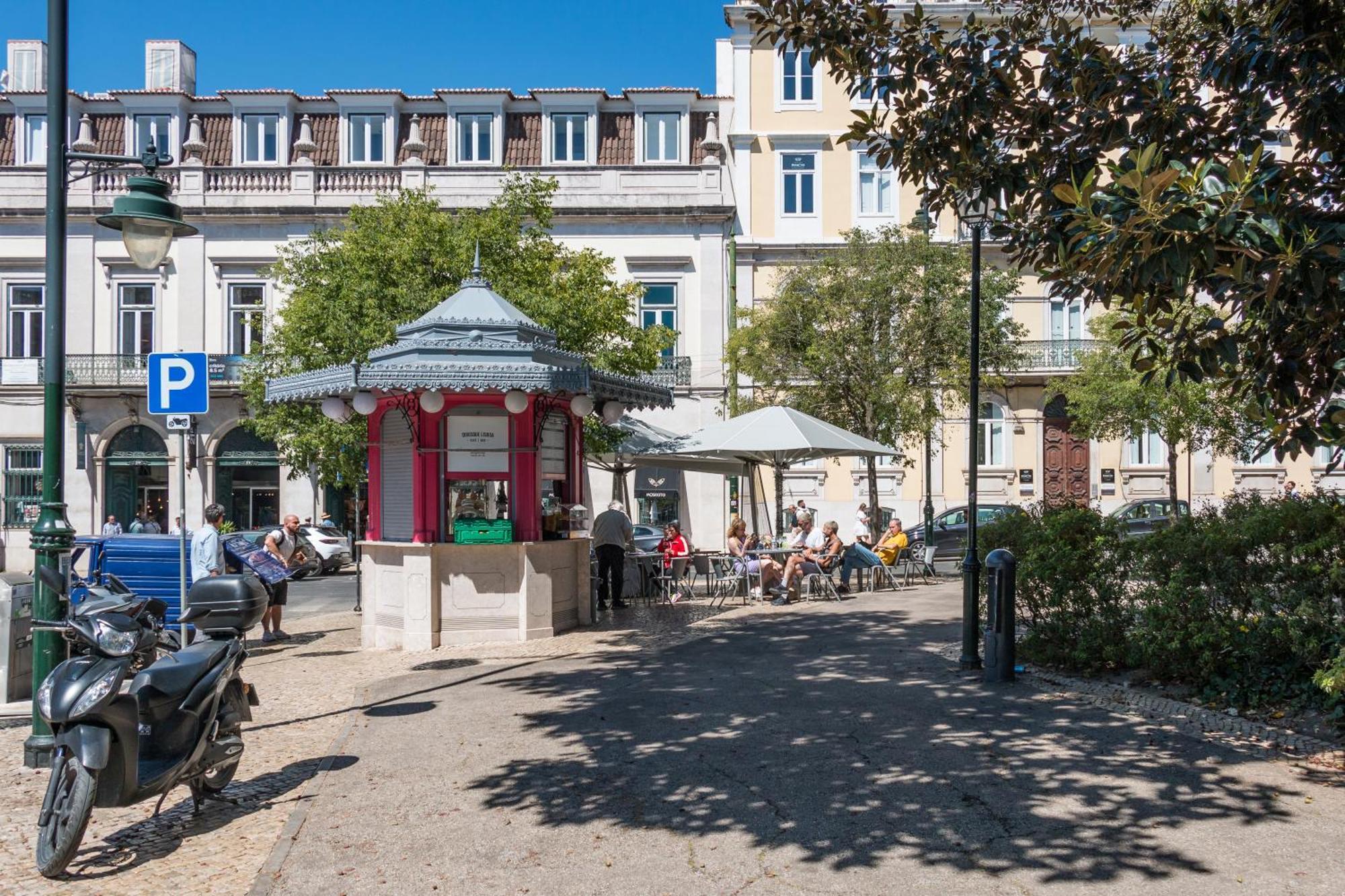 Best Of Principe Real Liberdade In The Heart Of Lisbon With Private Parking Екстер'єр фото